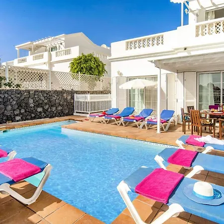 Villa Calma By Puerto del Carmen (Lanzarote)